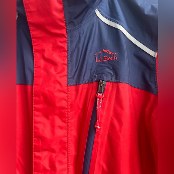 LL BEAN TEK youth size medium (10/12) rain jacket - Picture 3 of 6